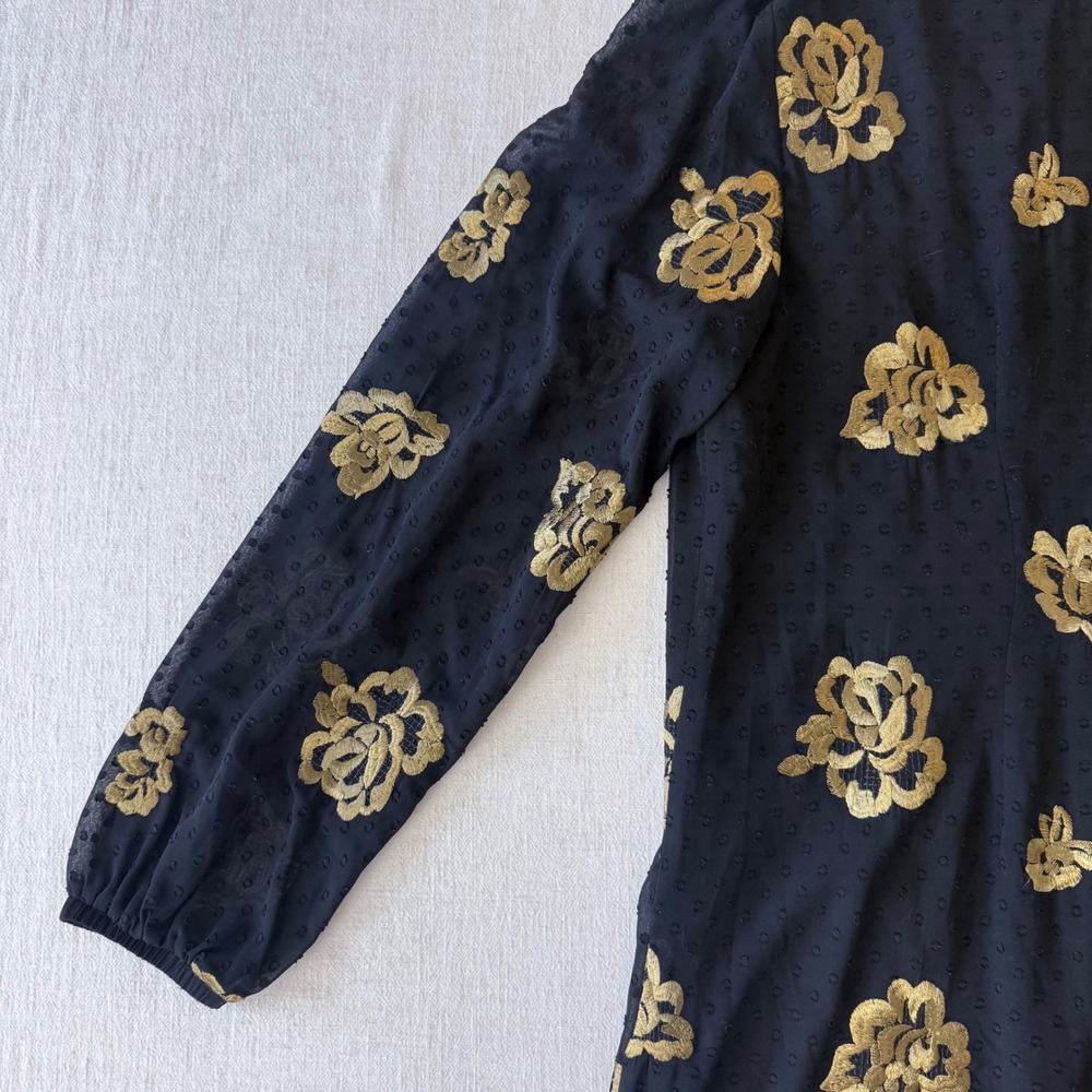 Cabi Dress Womens Medium Black Gold Floral Embroidered Shift Mini - Picture 10 of 10